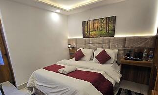 Hotel Vishnu Sarovar