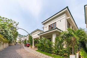 ELIVAAS Azalea 3 BHK with Pvt Pool