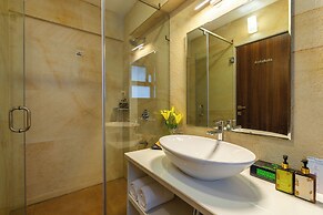 ELIVAAS Azalea 3 BHK with Pvt Pool