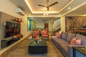 ELIVAAS Azalea 3 BHK with Pvt Pool