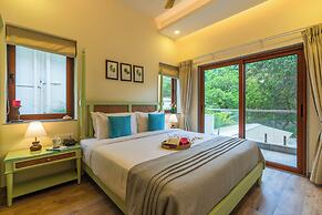 ELIVAAS Azalea 3 BHK with Pvt Pool
