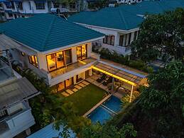 ELIVAAS Azalea 3 BHK with Pvt Pool