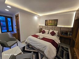Hotel Royal Badri - A Pilgrim's Habitat