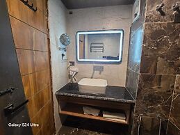 Hotel Royal Badri - A Pilgrim's Habitat