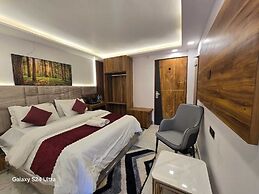 Hotel Royal Badri - A Pilgrim's Habitat