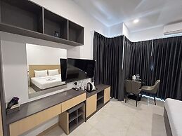 Lucky Residence Phuket T&P
