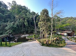 La Wong Creek at Pang Hi