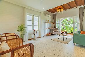 ELIVAAS Vacasa 5BHK PetFriendly & Pool