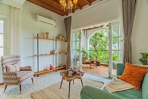 ELIVAAS Vacasa 5BHK PetFriendly & Pool