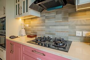 ELIVAAS Vacasa 5BHK PetFriendly & Pool