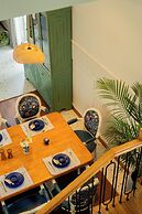 ELIVAAS Vacasa 5BHK PetFriendly & Pool