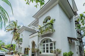 ELIVAAS Vacasa 5BHK PetFriendly & Pool