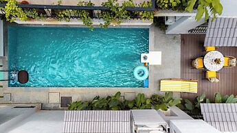 ELIVAAS Vacasa 5BHK PetFriendly & Pool