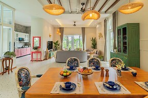 ELIVAAS Vacasa 5BHK PetFriendly & Pool