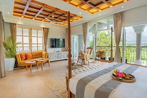 ELIVAAS Vacasa 5BHK PetFriendly & Pool