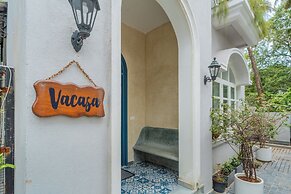 ELIVAAS Vacasa 5BHK PetFriendly & Pool