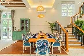 ELIVAAS Vacasa 5BHK PetFriendly & Pool