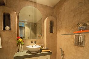 ELIVAAS Vacasa 5BHK PetFriendly & Pool