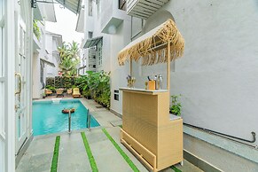 ELIVAAS Vacasa 5BHK PetFriendly & Pool