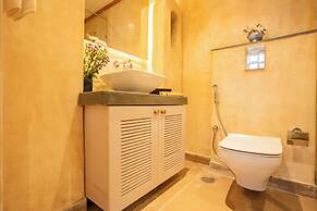 ELIVAAS Vacasa 5BHK PetFriendly & Pool