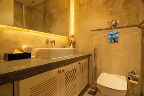 ELIVAAS Vacasa 5BHK PetFriendly & Pool