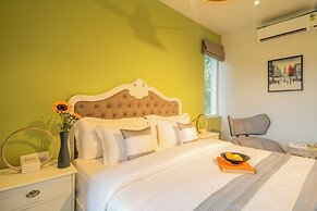 ELIVAAS Vacasa 5BHK PetFriendly & Pool