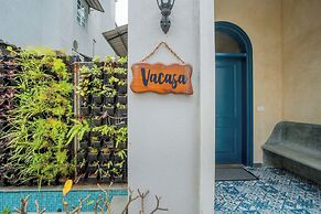 ELIVAAS Vacasa 5BHK PetFriendly & Pool