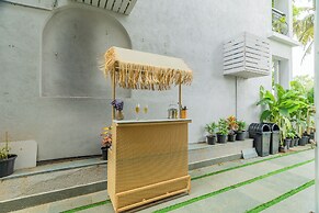 ELIVAAS Vacasa 5BHK PetFriendly & Pool