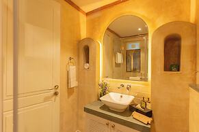 ELIVAAS Vacasa 5BHK PetFriendly & Pool