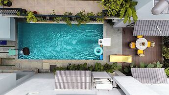 ELIVAAS Vacasa 5BHK PetFriendly & Pool