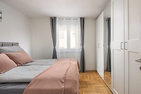 Apartment Ana
