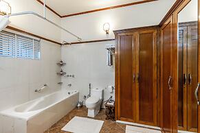 ELIVAAS 3 BHK with lounge The Meadow