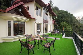 ELIVAAS 3 BHK with lounge The Meadow