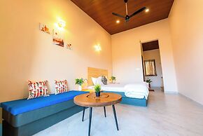 Aavaas Farm Hostel