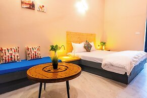 Aavaas Farm Hostel