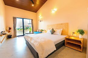 Aavaas Farm Hostel
