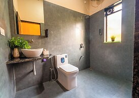 Aavaas Farm Hostel