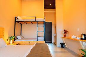 Aavaas Farm Hostel