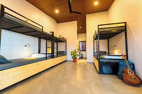 Aavaas Farm Hostel