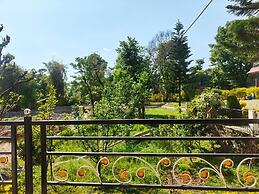 AASRA PARADISE HOTEL