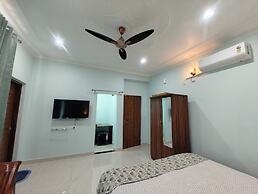 AASRA PARADISE HOTEL