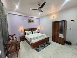 AASRA PARADISE HOTEL