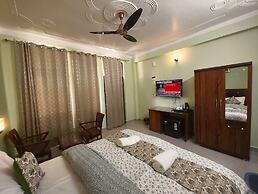 AASRA PARADISE HOTEL