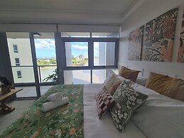 Tropical City Escape