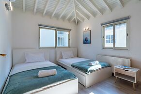 Gaia's Residence & Private Pool in Larnaca