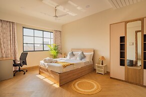 ELIVAAS Kamerios Maris 1 BHK Apartment