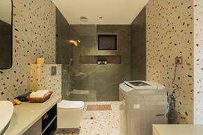 ELIVAAS Kamerios Maris 1 BHK Apartment