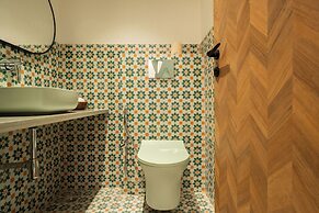 ELIVAAS Kamerios Maris 1 BHK Apartment