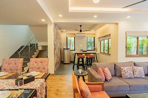 ELIVAAS Villa Valerie 3BHK Pool & Bar
