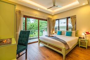 ELIVAAS Villa Valerie 3BHK Pool & Bar
